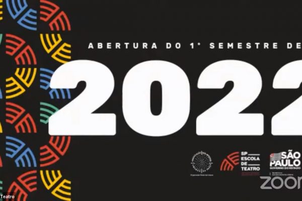 Estudantes e colaboradores da SP celebram início do 1º semestre de 2022 em conversa com a artista Tânia Farias