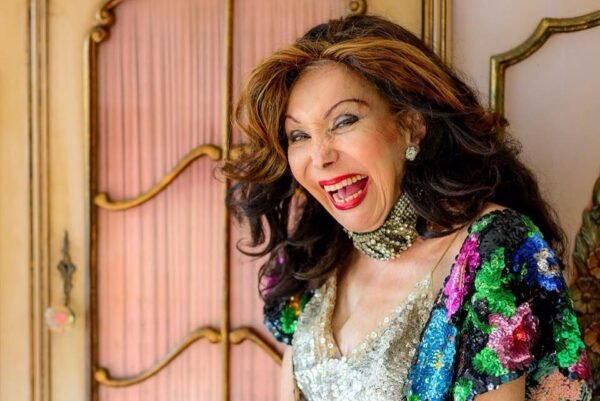MEMÓRIAS | Phedra D. Córdoba: a primeira travesti a ter contrato estável com uma companhia de teatro no Brasil
