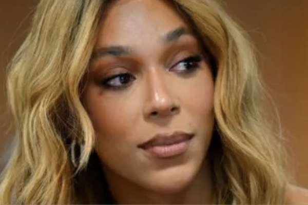 Erika Hilton na fogueira