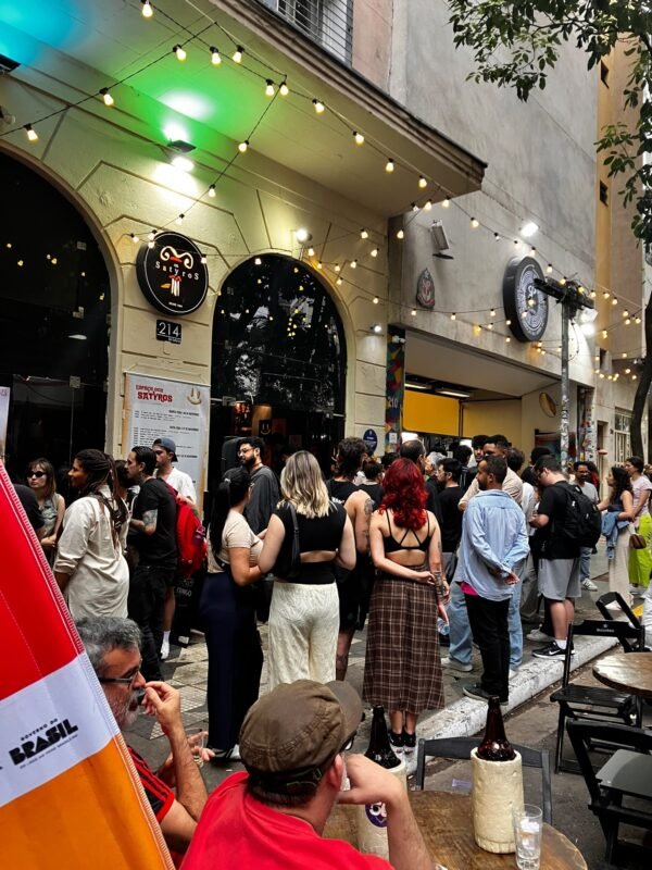 BALANÇO | A primavera que trouxe 30 mil pessoas à Praça Roosevelt