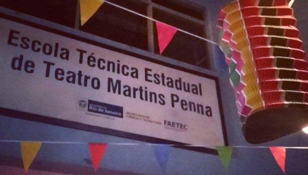 PEDIDO DE SOCORRO | Escola Técnica Estadual de Teatro Martins Penna