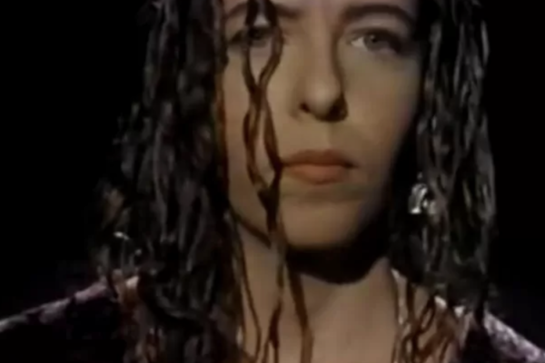 VANGE LEONEL | O corpo em palavra, a palavra em ato