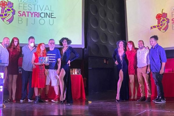 1º Prêmio Satyricine Bijou homenageia grandes nomes do cinema em noite emocionante de encerramento da Satyriana